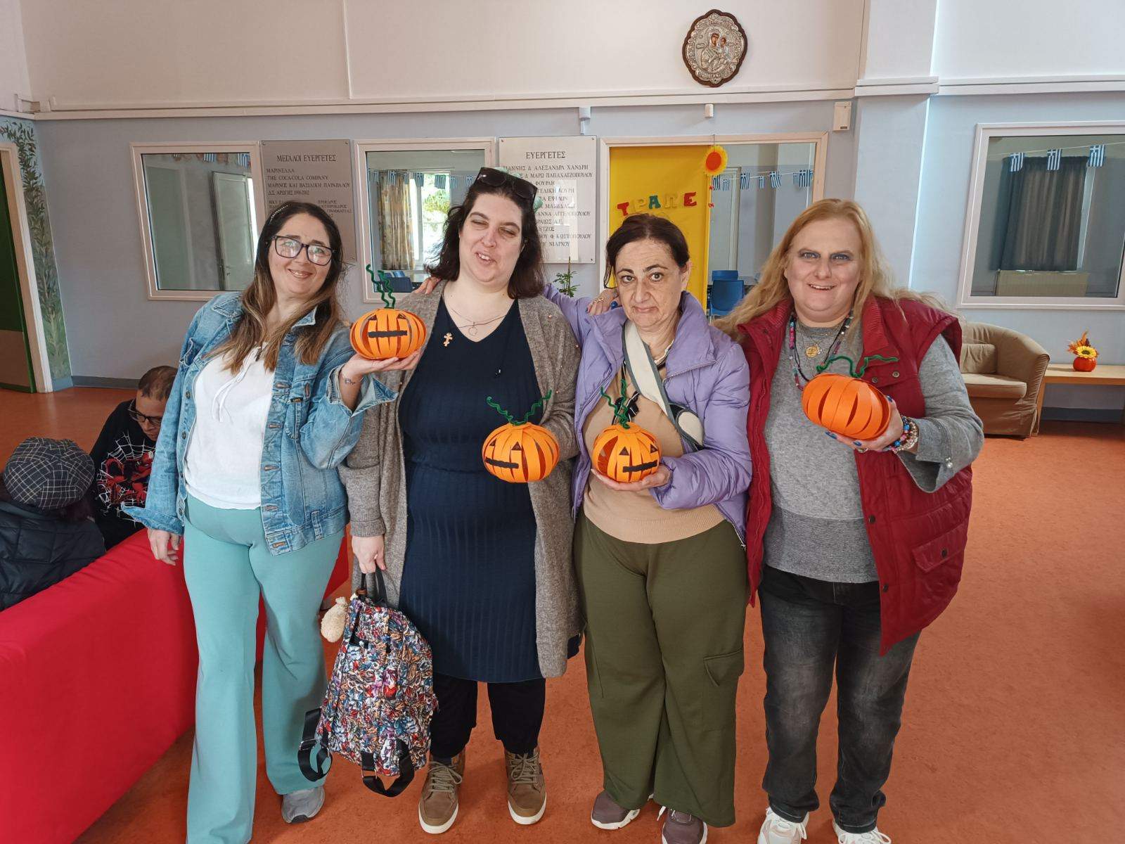 Σε ρυθμούς Halloween οι κατασκευές στην Αρωγή